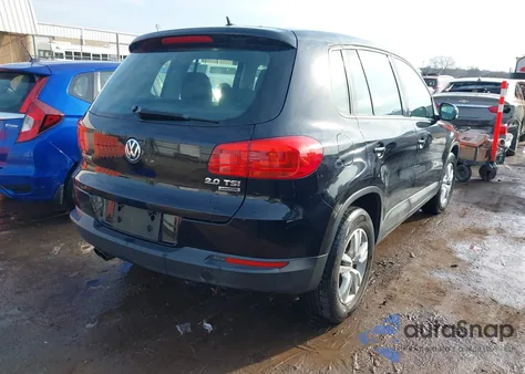 2013 Volkswagen Tiguan S z USA, uszkodzony, nr VIN WVGBV7AX9DW549256